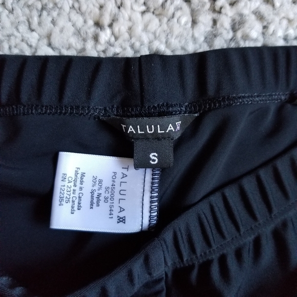 Tulula - Aritzia black leggings. Size small - Picture 4 of 5